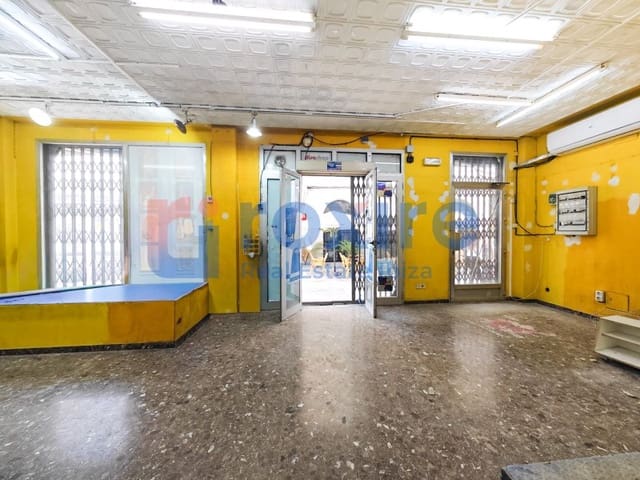 Kaupallinen vuokrattavana paikassa Sant Antoni de Portmany - 1 500 € (Ref: 9774339)