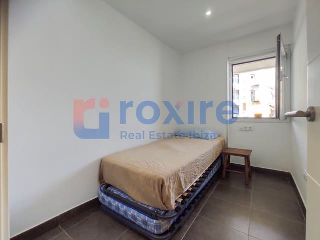 2 makuuhuone Asunto vuokrattavana paikassa Cala d'en Bou, San Jose / Sant Josep de Sa Talaia mukana uima-altaan 
autotalli - 2 000 € (Ref: 9774341)