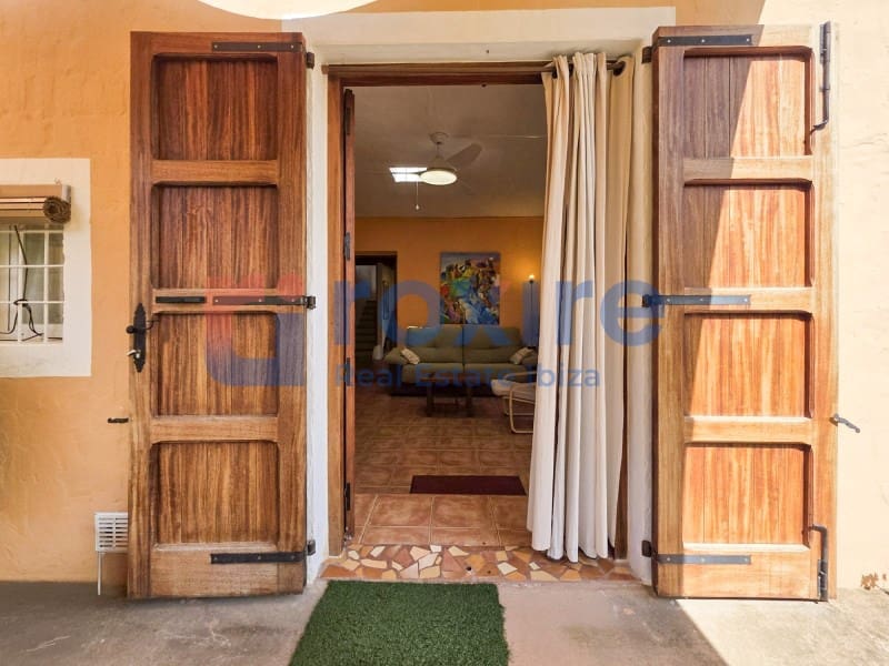 Finca/Casa Rural de 3 habitaciones en Sant Llorenç de Balafia en venta - 1.050.000 € (Ref: 9774342)