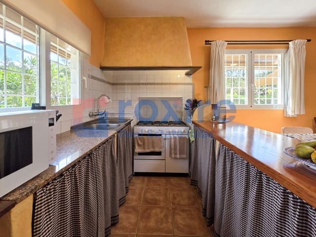 Finca/Casa Rural de 3 habitaciones en Sant Llorenç de Balafia, Sant Joan de Labritja en venta - 1.050.000 € (Ref: 9774342)