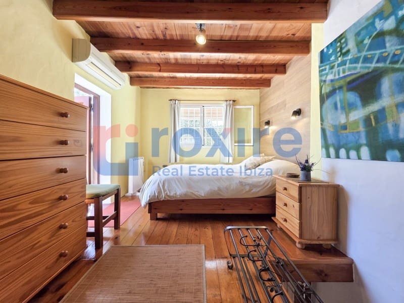 Finca/Casa Rural de 3 habitaciones en Sant Llorenç de Balafia en venta - 1.050.000 € (Ref: 9774342)