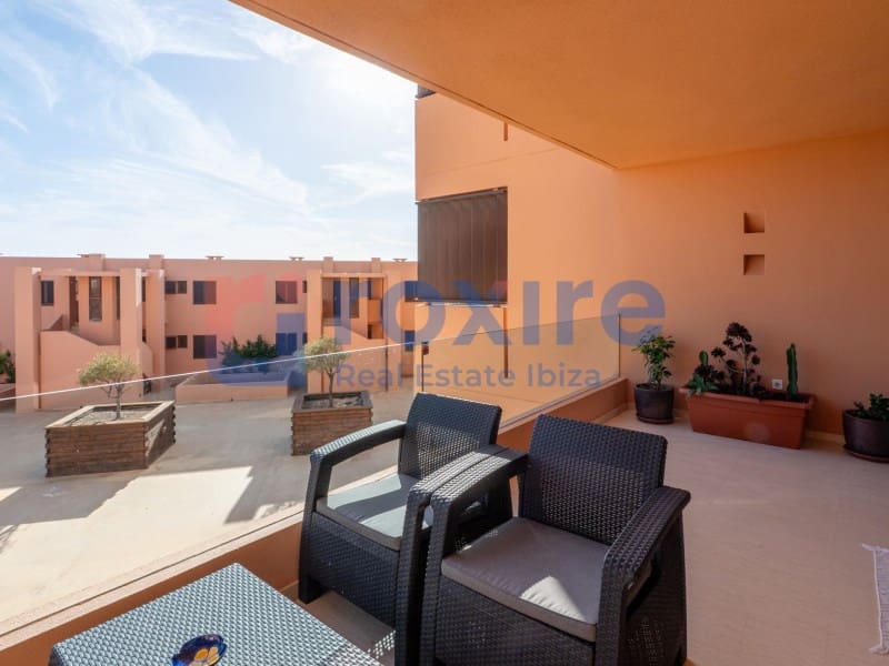 2 bedroom Apartment for sale in Ibiza / Eivissa town - € 435,000 (Ref: 9774343)