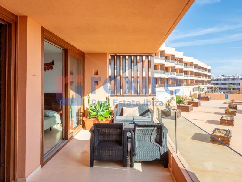 2 bedroom Apartment for sale in Ibiza / Eivissa town - € 435,000 (Ref: 9774343)