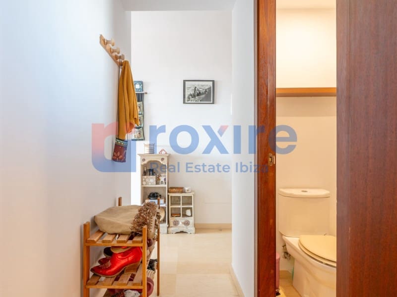 2 bedroom Apartment for sale in Ibiza / Eivissa town - € 435,000 (Ref: 9774343)