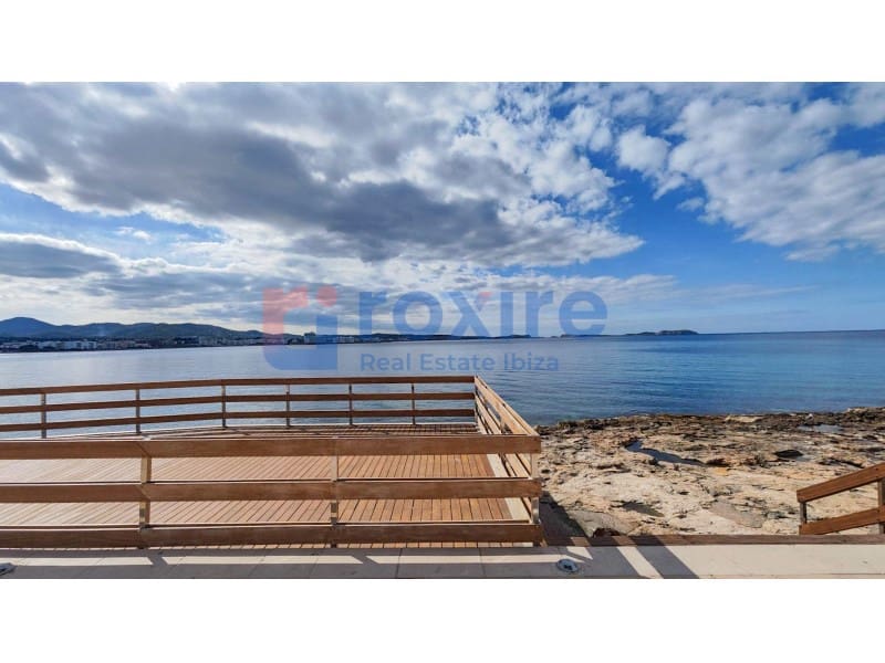 Studio for rent in Sant Antoni de Portmany - € 1,900 (Ref: 9774345)