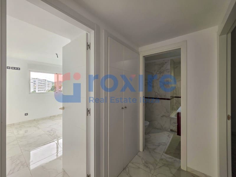 3 Zimmer Penthouse zu verkaufen in Cala d'en Bou mit Garage - 786.000 € (Ref: 9774346)