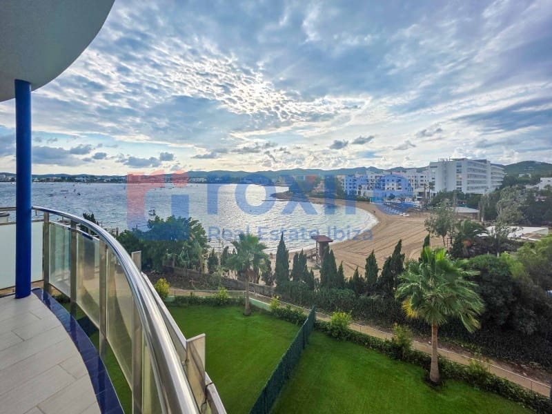 3 Zimmer Penthouse zu verkaufen in Cala d'en Bou mit Garage - 786.000 € (Ref: 9774346)