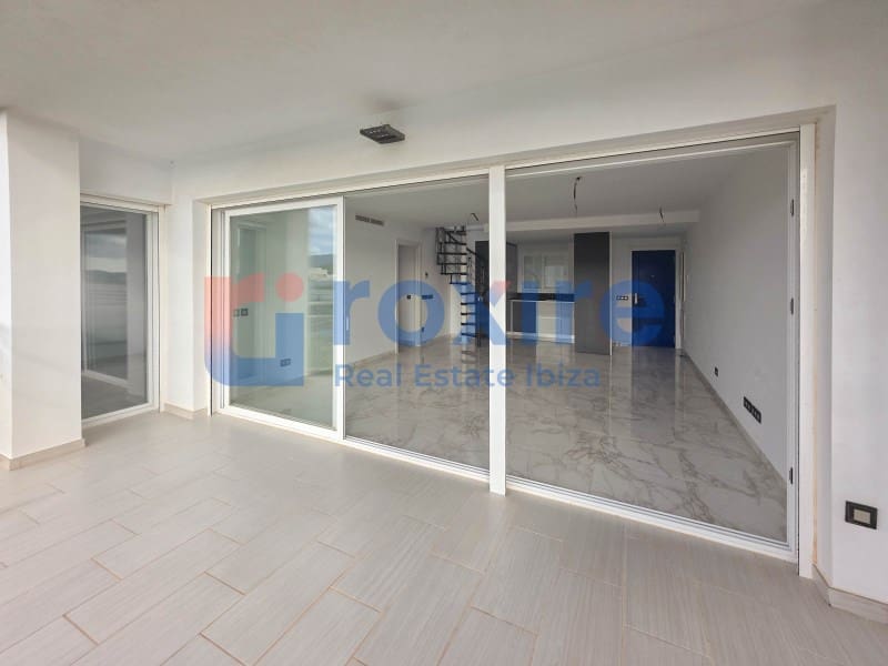 3 Zimmer Penthouse zu verkaufen in Cala d'en Bou mit Garage - 786.000 € (Ref: 9774346)