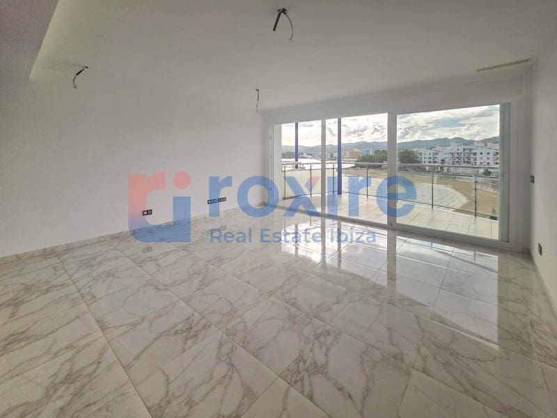 3 Zimmer Penthouse zu verkaufen in Cala d'en Bou mit Garage - 786.000 € (Ref: 9774346)