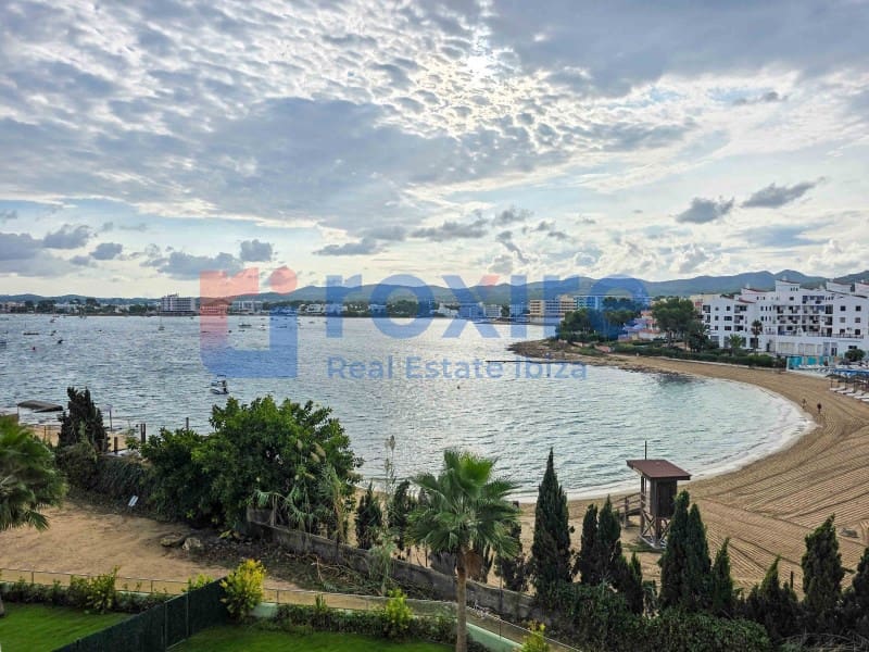 3 Zimmer Penthouse zu verkaufen in Cala d'en Bou mit Garage - 786.000 € (Ref: 9774346)