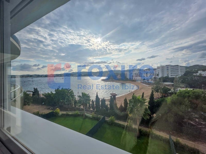 3 Zimmer Penthouse zu verkaufen in Cala d'en Bou mit Garage - 786.000 € (Ref: 9774346)