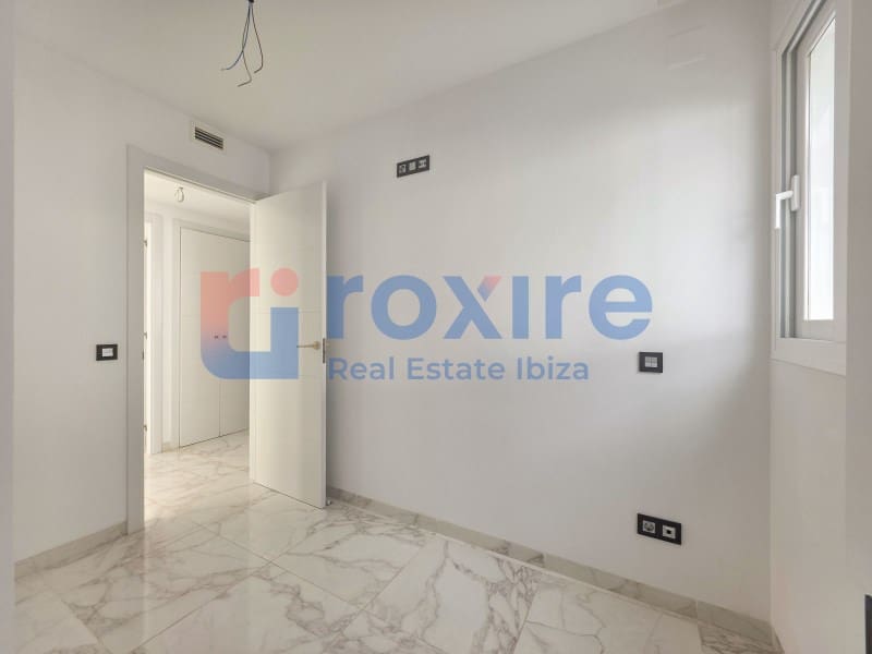 3 Zimmer Penthouse zu verkaufen in Cala d'en Bou mit Garage - 786.000 € (Ref: 9774346)