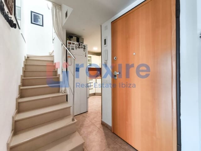 3 slaapkamer Huis te koop in Cala d'en Bou, San Jose / Sant Josep de Sa Talaia met zwembad garage - € 620.000 (Ref: 9774348)