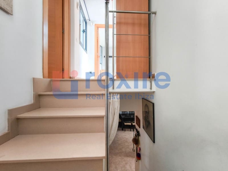 3 bedroom Townhouse for sale in Cala d'en Bou with pool garage - € 620,000 (Ref: 9774348)