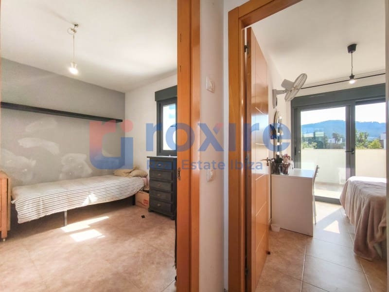 3 bedroom Townhouse for sale in Cala d'en Bou with pool garage - € 620,000 (Ref: 9774348)