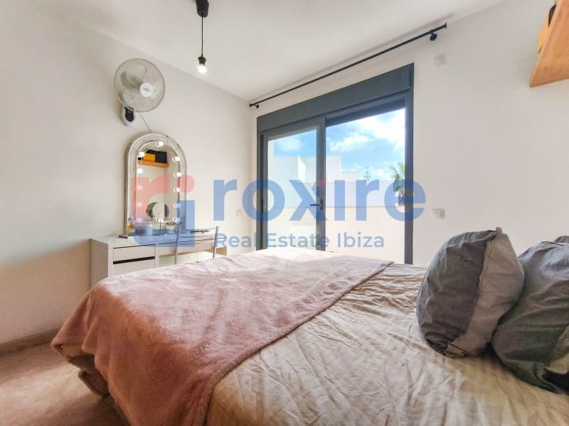 3 bedroom Townhouse for sale in Cala d'en Bou with pool garage - € 620,000 (Ref: 9774348)