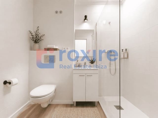 3 makuuhuone Huoneisto myytävänä paikassa San Jose / Sant Josep de Sa Talaia mukana 
autotalli - 598 000 € (Ref: 9774349)