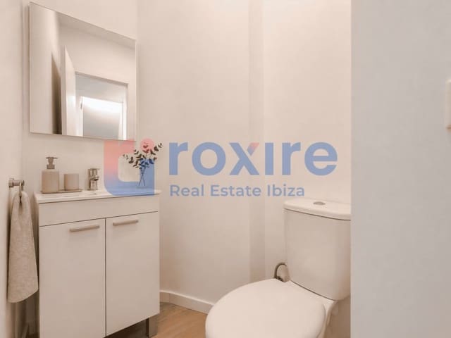 3 makuuhuone Huoneisto myytävänä paikassa San Jose / Sant Josep de Sa Talaia mukana 
autotalli - 598 000 € (Ref: 9774349)