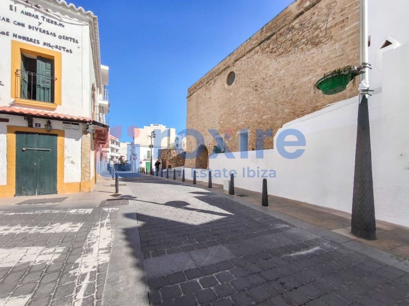 Kommersiell til salgs i Sant Antoni de Portmany - € 398 000 (Ref: 9774354)