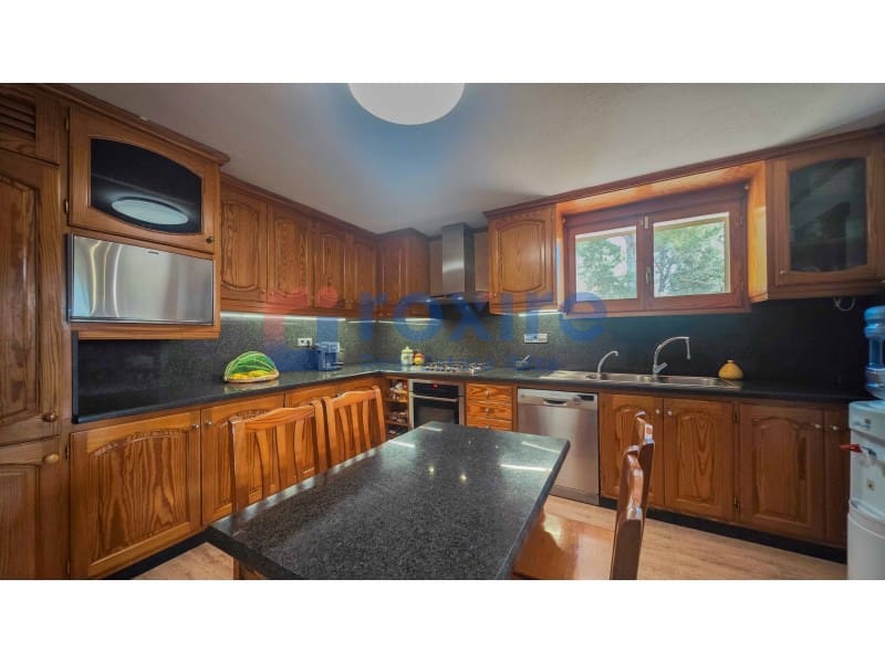 3 bedroom Villa for rent in Sant Antoni de Portmany with garage - € 5,500 (Ref: 9774355)