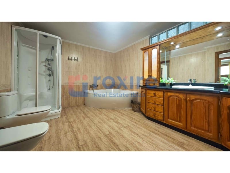 3 bedroom Villa for rent in Sant Antoni de Portmany with garage - € 5,500 (Ref: 9774355)