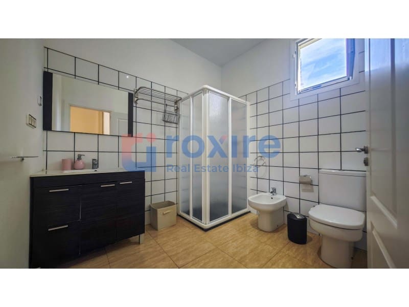 3 bedroom Villa for rent in Sant Antoni de Portmany with garage - € 5,500 (Ref: 9774355)