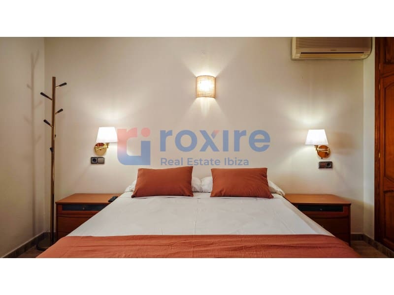 3 bedroom Villa for rent in Sant Antoni de Portmany with garage - € 5,500 (Ref: 9774355)