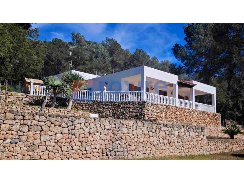 3 bedroom Villa for rent in Sant Antoni de Portmany with garage - € 5,500 (Ref: 9774355)