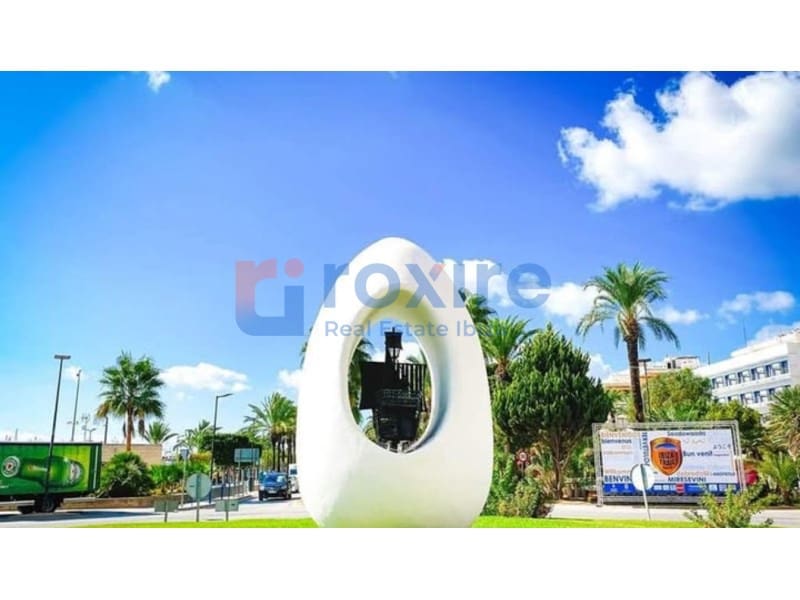 17 slaapkamer Hotel te koop in Sant Antoni de Portmany - € 4.200.000 (Ref: 9774356)