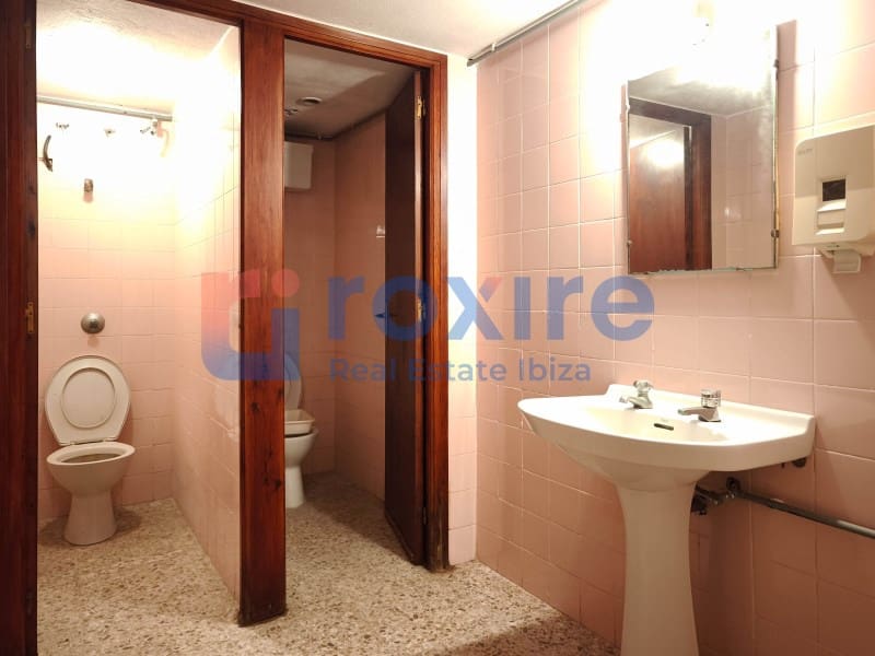 Restaurant/Bar for rent in Sant Antoni de Portmany - € 3,000 (Ref: 9774357)