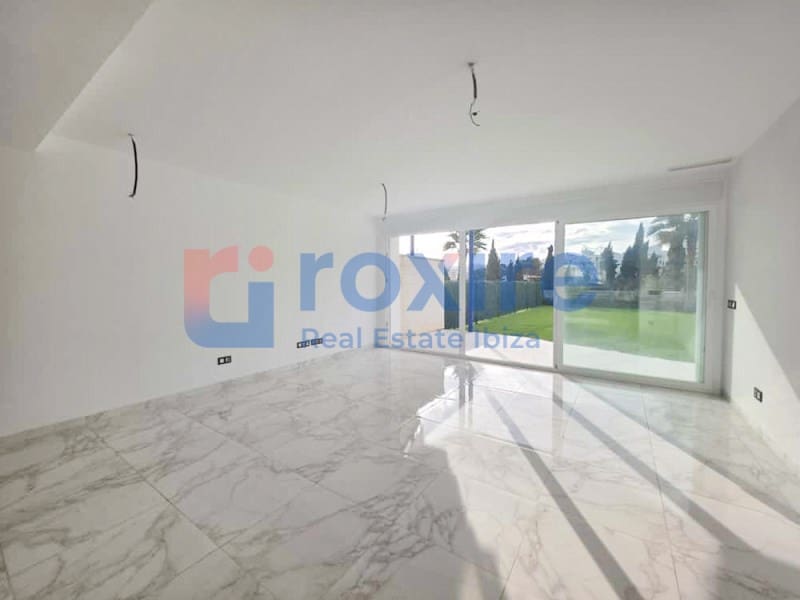 3 quarto Apartamento para venda em Cala d'en Bou com garagem - 685 000 € (Ref: 9774360)