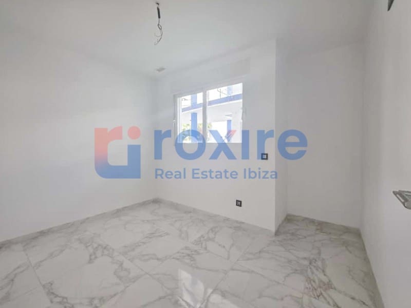 3 quarto Apartamento para venda em Cala d'en Bou com garagem - 685 000 € (Ref: 9774360)