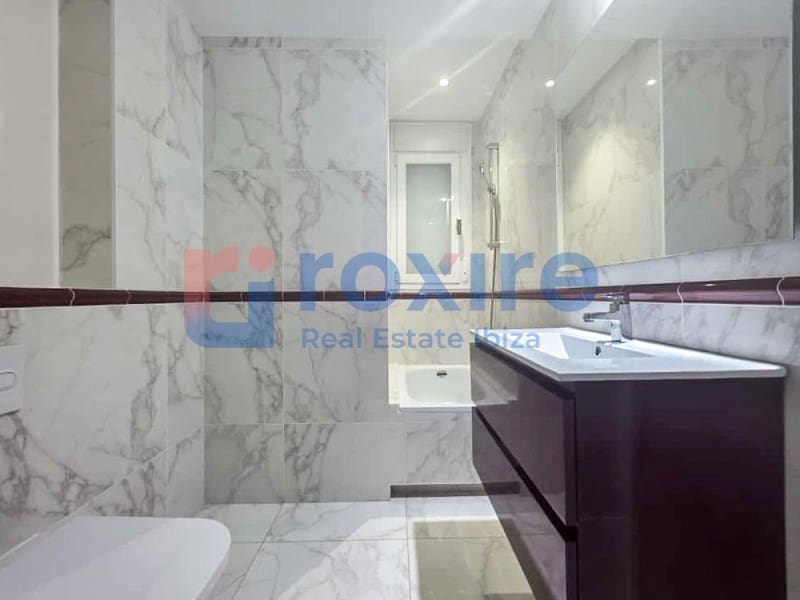 3 quarto Apartamento para venda em Cala d'en Bou com garagem - 685 000 € (Ref: 9774360)