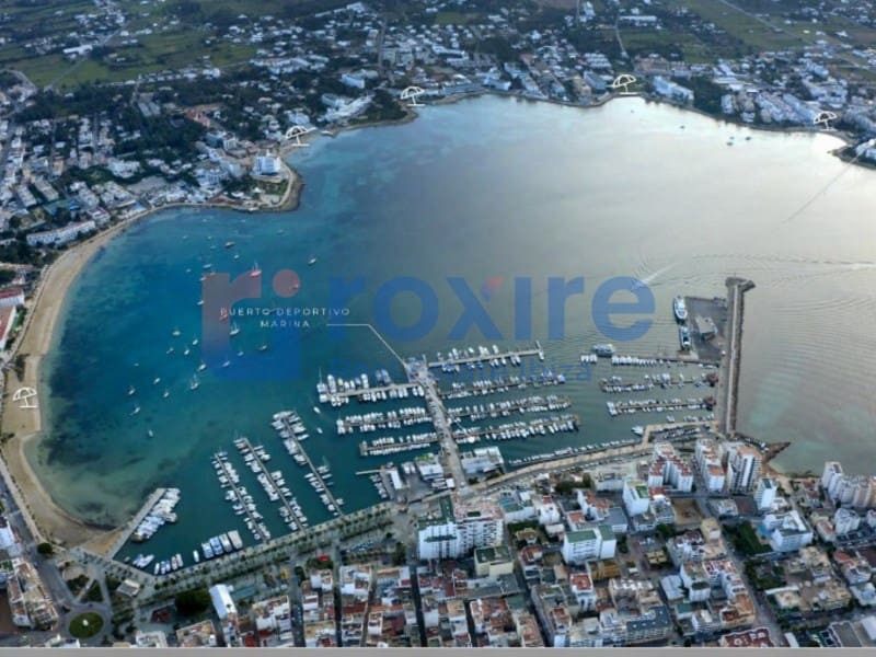 3 quarto Apartamento para venda em Cala d'en Bou com garagem - 685 000 € (Ref: 9774360)
