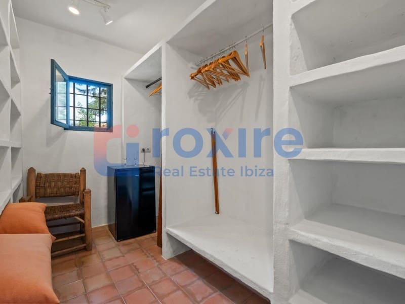 6 bedroom Finca/Country House for rent in San Jose / Sant Josep de Sa Talaia with pool - € 14,000 (Ref: 9774361)