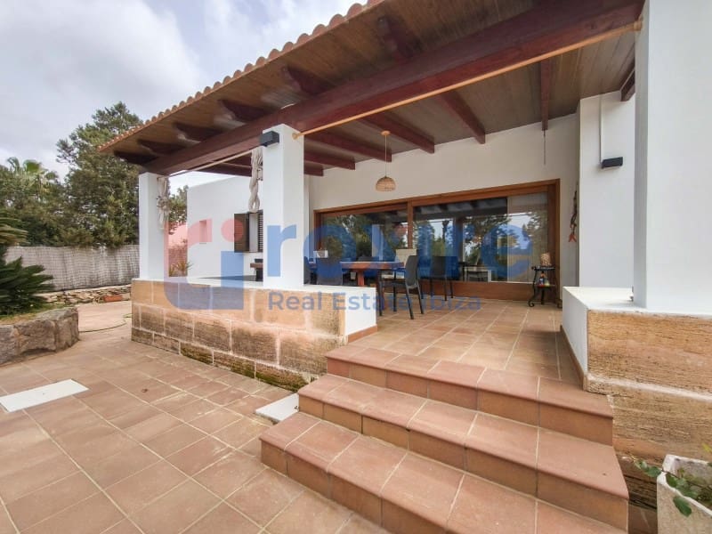 4 bedroom Villa for rent in Sant Antoni de Portmany with pool garage - € 7,000 (Ref: 9774363)