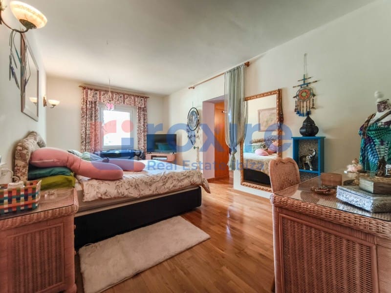 4 bedroom Villa for rent in Sant Antoni de Portmany with pool garage - € 7,000 (Ref: 9774363)