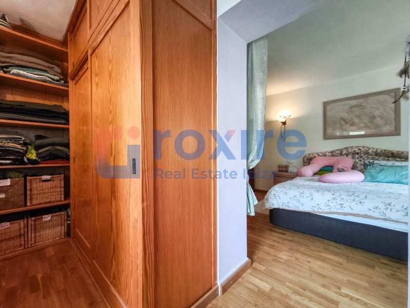 4 bedroom Villa for rent in Sant Antoni de Portmany with pool garage - € 7,000 (Ref: 9774363)