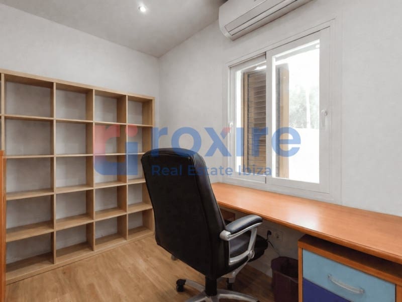 4 bedroom Villa for rent in Sant Antoni de Portmany with pool garage - € 7,000 (Ref: 9774363)