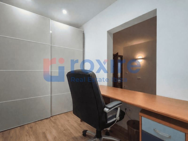 4 bedroom Villa for rent in Sant Antoni de Portmany with pool garage - € 7,000 (Ref: 9774363)