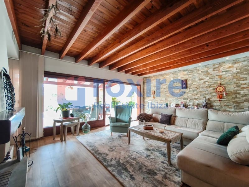 4 bedroom Villa for rent in Sant Antoni de Portmany with pool garage - € 7,000 (Ref: 9774363)