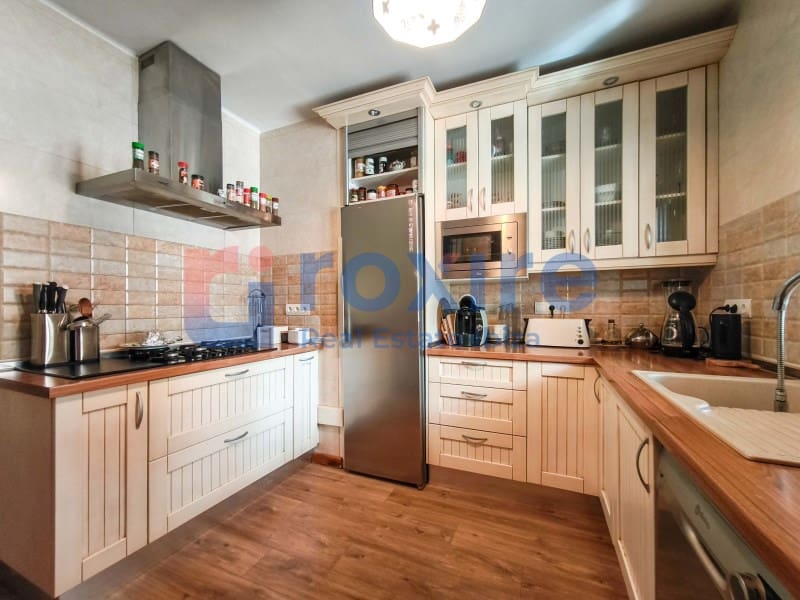 4 bedroom Villa for rent in Sant Antoni de Portmany with pool garage - € 7,000 (Ref: 9774363)