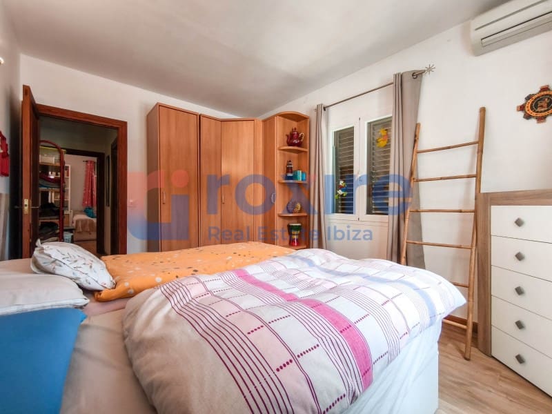 4 bedroom Villa for rent in Sant Antoni de Portmany with pool garage - € 7,000 (Ref: 9774363)