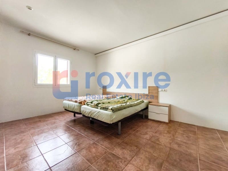 4 bedroom Villa for rent in Sant Antoni de Portmany with pool garage - € 7,000 (Ref: 9774363)