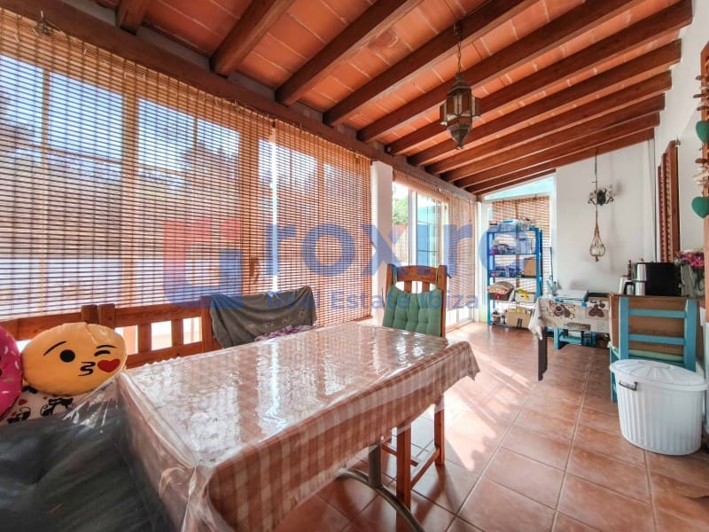 4 bedroom Villa for rent in Sant Antoni de Portmany with pool garage - € 7,000 (Ref: 9774363)