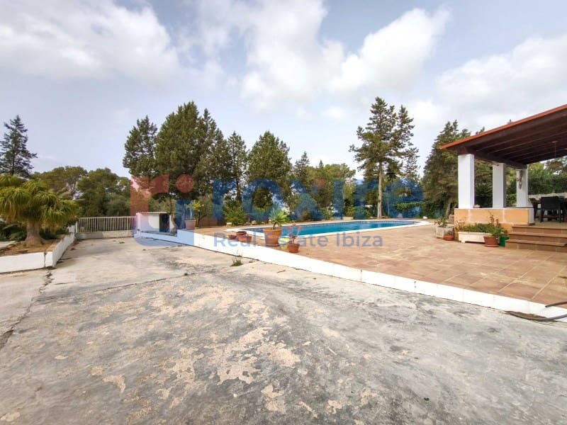 4 bedroom Villa for rent in Sant Antoni de Portmany with pool garage - € 7,000 (Ref: 9774363)