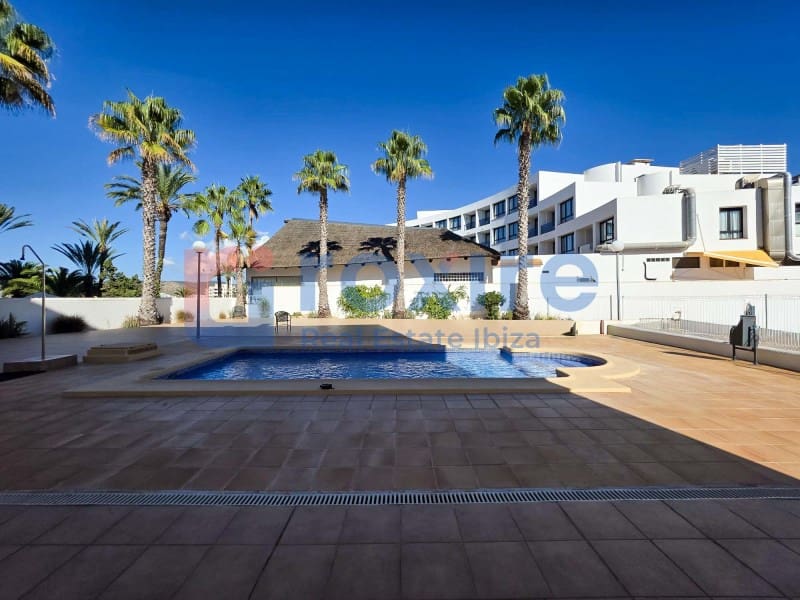2 slaapkamer Appartement te koop in Sant Agusti des Vedra met garage - € 490.000 (Ref: 9774364)