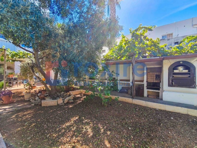 2 slaapkamer Appartement te koop in Sant Agusti des Vedra met garage - € 490.000 (Ref: 9774364)