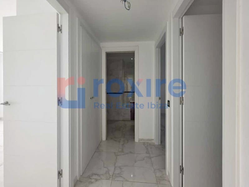 3 bedroom Beach Apartment for sale in Cala d'en Bou with garage - € 638,000 (Ref: 9774365)