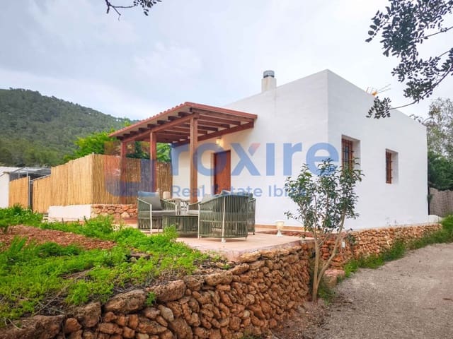 1 bedroom Finca/Country House for rent in Sant Carles de Peralta, Santa Eulalia / Santa Eularia - € 2,500 (Ref: 9774366)